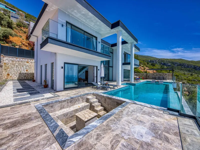 Super Deluxe Villa – Yafour