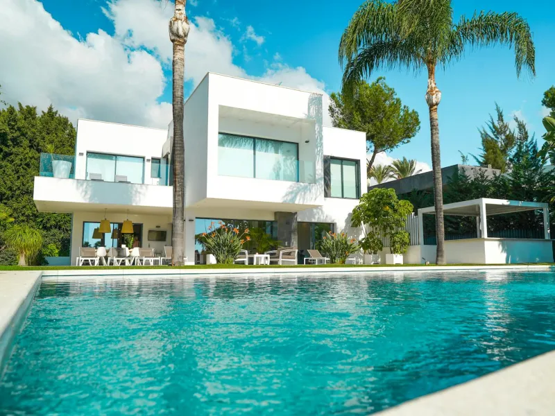 Luxury Villa in Drosha